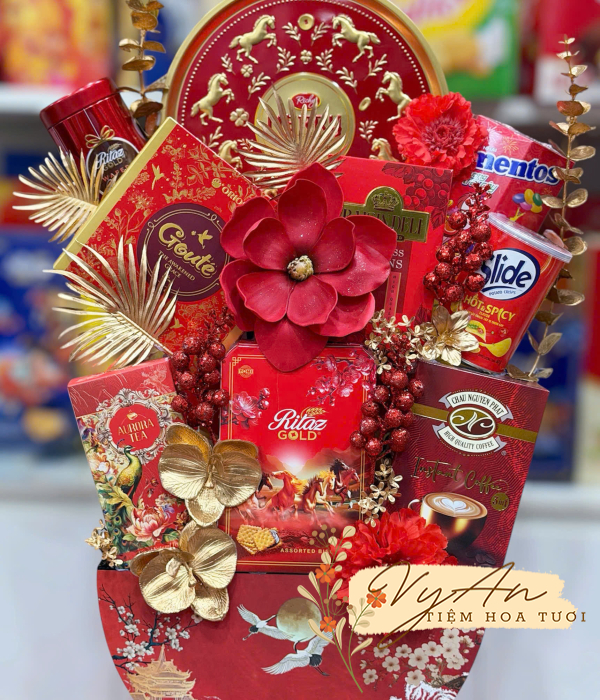 Giỏ quà TẾT 2026 đỏ xịn mịn 12 món SET04